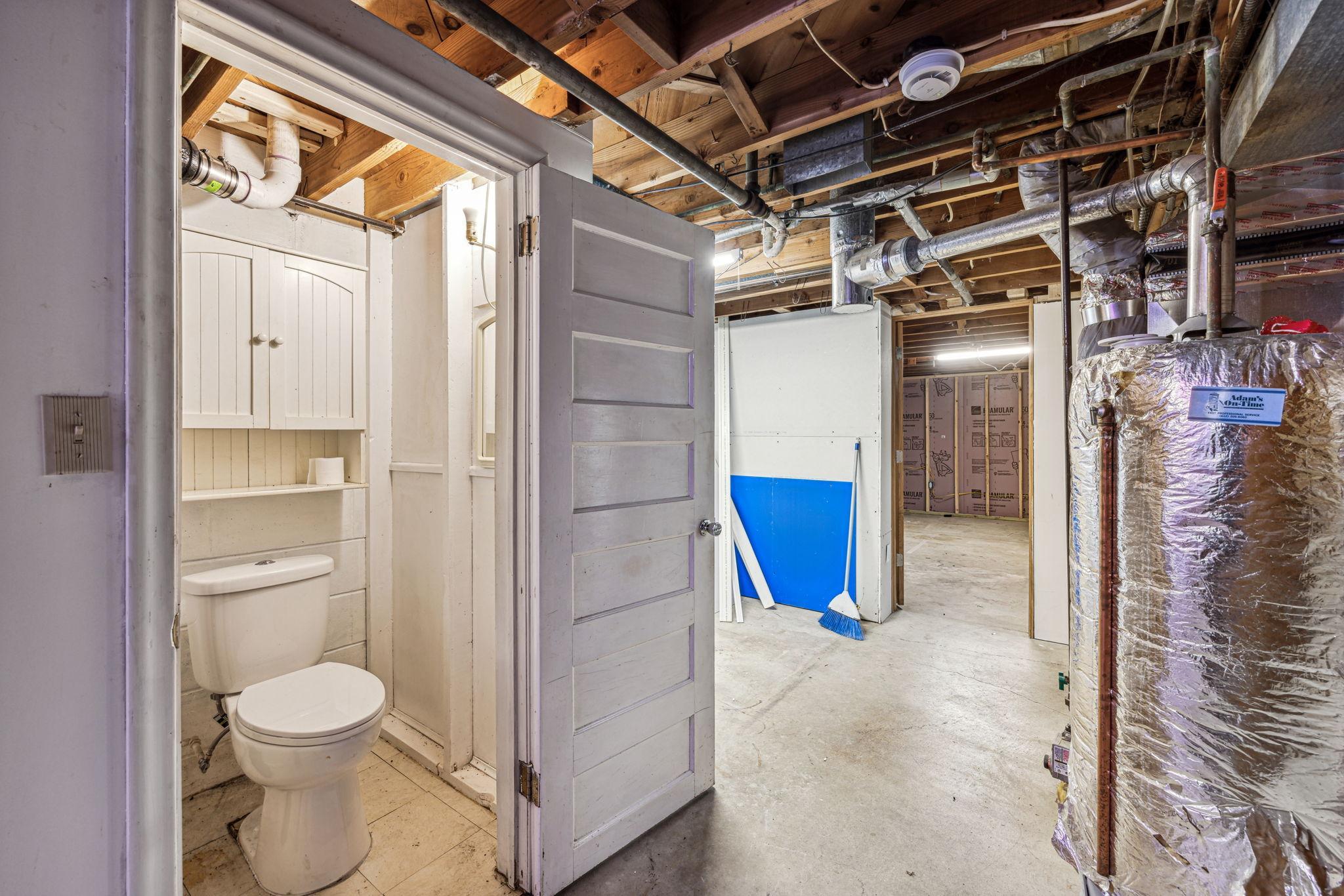 8224 14th Ave S 22-web-or-mls-22_Interior.jpg