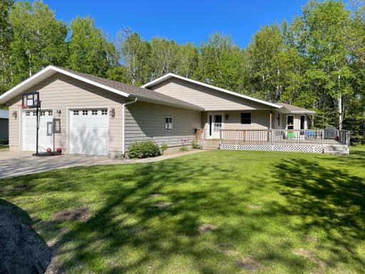 39947 River Oaks Drive, Roseau, MN 56751