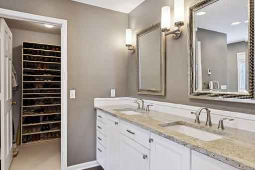 5921 Bonnie Brae Drive, Edina, MN 55439