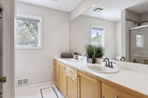 5921 Bonnie Brae Drive, Edina, MN 55439