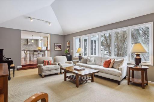 5921 Bonnie Brae Drive, Edina, MN 55439