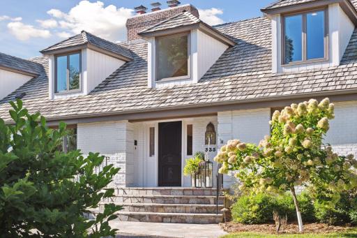 335 Peavey Road, Wayzata, MN 55391