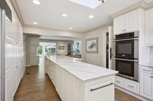 335 Peavey Road, Wayzata, MN 55391