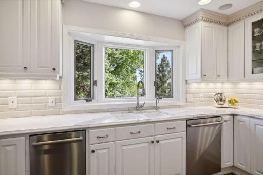 335 Peavey Road, Wayzata, MN 55391