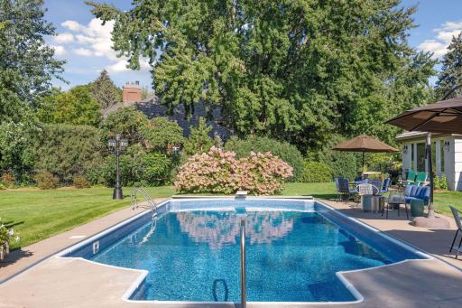335 Peavey Road, Wayzata, MN 55391