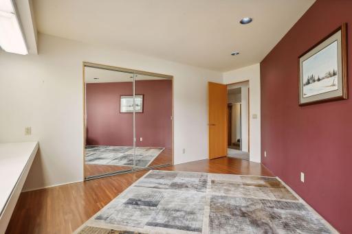 14013 Frontier Lane, Burnsville, MN 55337