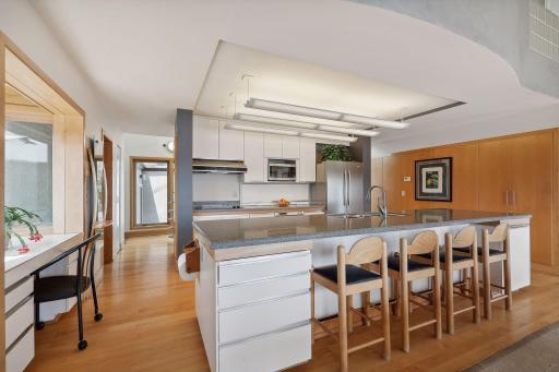 14013 Frontier Lane, Burnsville, MN 55337