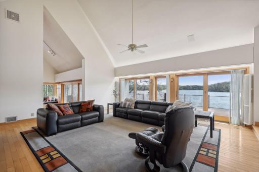 14013 Frontier Lane, Burnsville, MN 55337