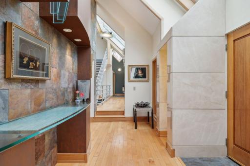 14013 Frontier Lane, Burnsville, MN 55337