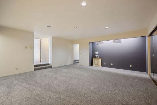 14013 Frontier Lane, Burnsville, MN 55337