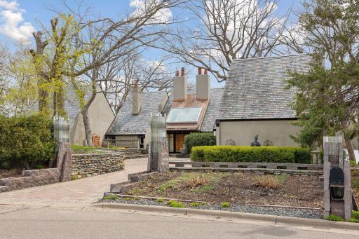 14013 Frontier Lane, Burnsville, MN 55337