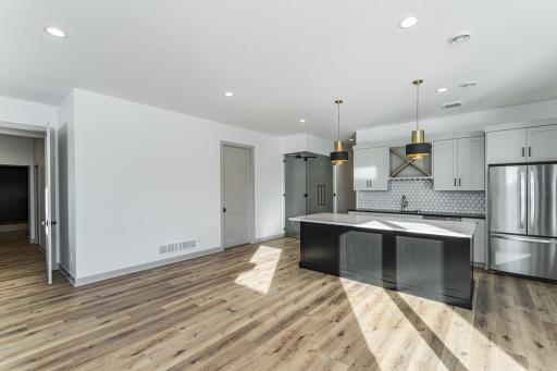 1548 Shannon Oaks Boulevard NE, Rochester, MN 55906