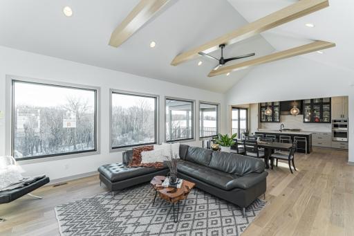 1548 Shannon Oaks Boulevard NE, Rochester, MN 55906