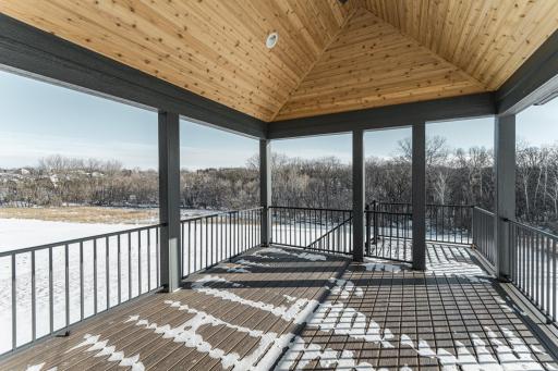 1548 Shannon Oaks Boulevard NE, Rochester, MN 55906