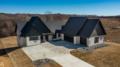 1548 Shannon Oaks Boulevard NE, Rochester, MN 55906