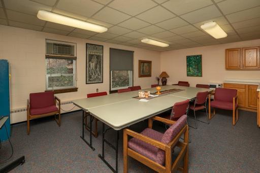 25-web-or-mls-25-Conference Room.jpg