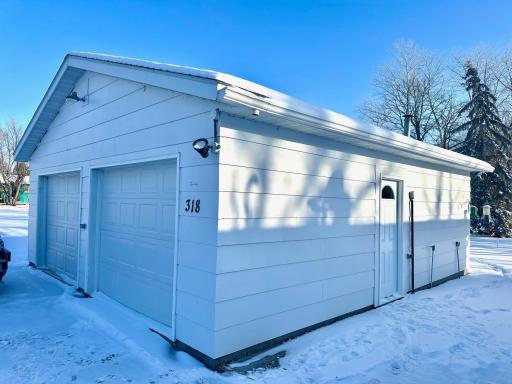 318 7th Street N, Greenbush, MN 56726