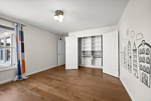 1600 Bridgewater Road, Golden Valley, MN 55422
