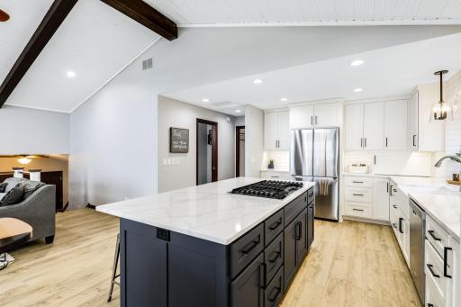 17132 Sunset Trail SW, Prior Lake, MN 55372
