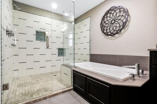 17132 Sunset Trail SW, Prior Lake, MN 55372