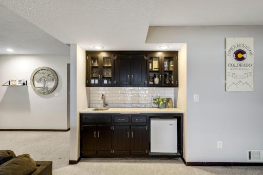 17132 Sunset Trail SW, Prior Lake, MN 55372