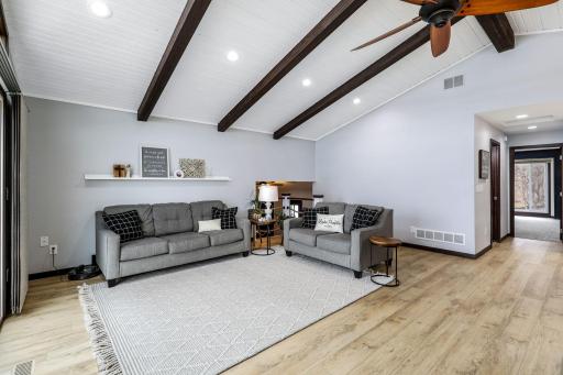17132 Sunset Trail SW, Prior Lake, MN 55372