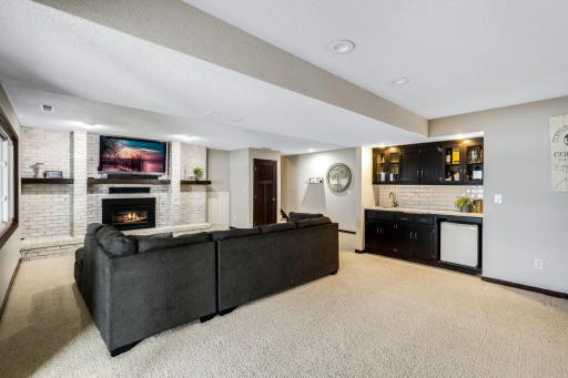 17132 Sunset Trail SW, Prior Lake, MN 55372