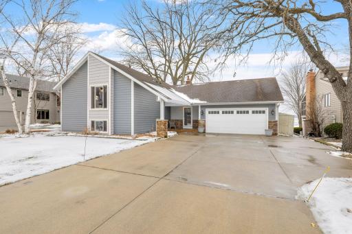 17132 Sunset Trail SW, Prior Lake, MN 55372