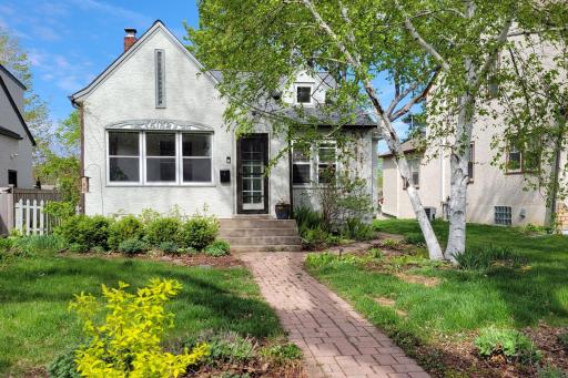 Welcome to 5132 13th Ave S located in the sought after Hale neighborhood. Just steps to Minnehaha Creek, Lake Nokomis and many area shops and restaurants.