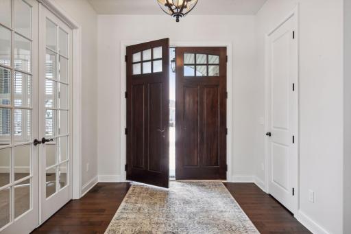 5650 Zanzibar Lane N, Minneapolis, MN 55446