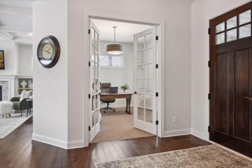 5650 Zanzibar Lane N, Minneapolis, MN 55446