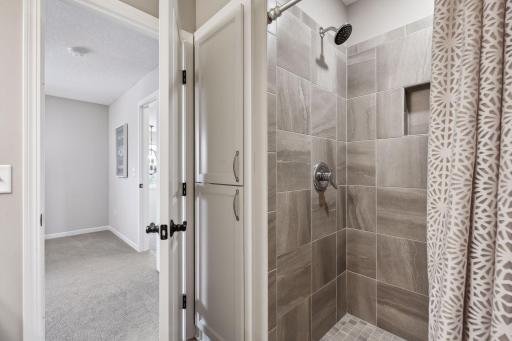 5650 Zanzibar Lane N, Minneapolis, MN 55446