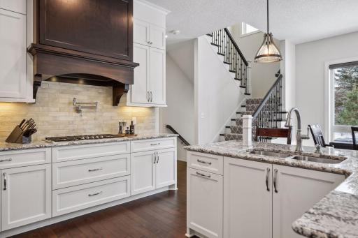 5650 Zanzibar Lane N, Minneapolis, MN 55446