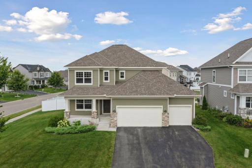 1880 Boulder Way, Carver, MN 55315