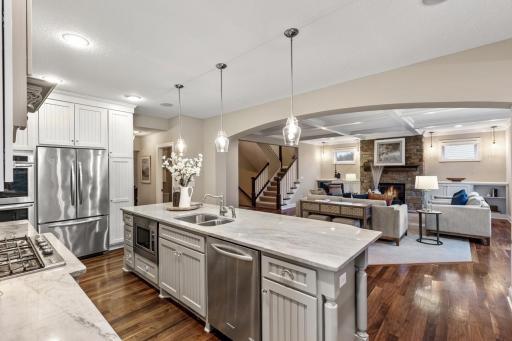 7060 millcreek Lane N, Excelsior, MN 55317
