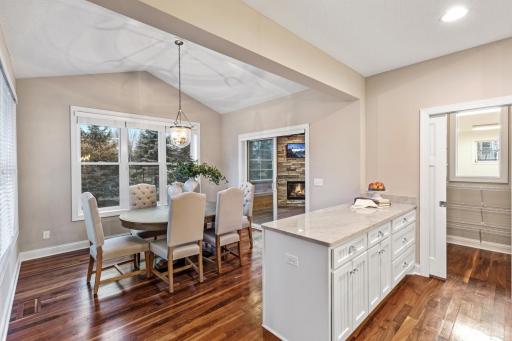 7060 millcreek Lane N, Excelsior, MN 55317