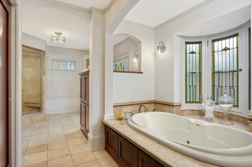 2420 Humboldt Avenue S, Minneapolis, MN 55405