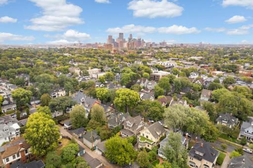 2420 Humboldt Avenue S, Minneapolis, MN 55405