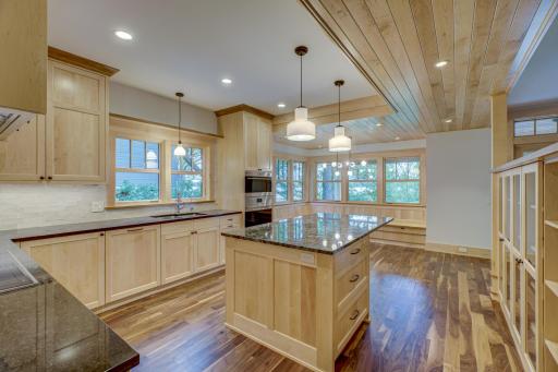 5405 Carlson Road, Shoreview, MN 55126