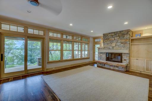 5405 Carlson Road, Shoreview, MN 55126