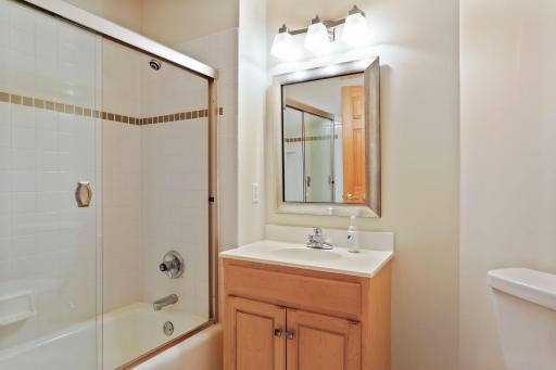 1905 Beach Lane, Wayzata, MN 55391