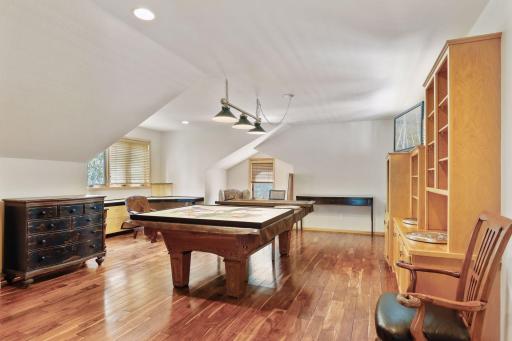 1905 Beach Lane, Wayzata, MN 55391