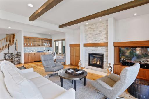 1905 Beach Lane, Wayzata, MN 55391