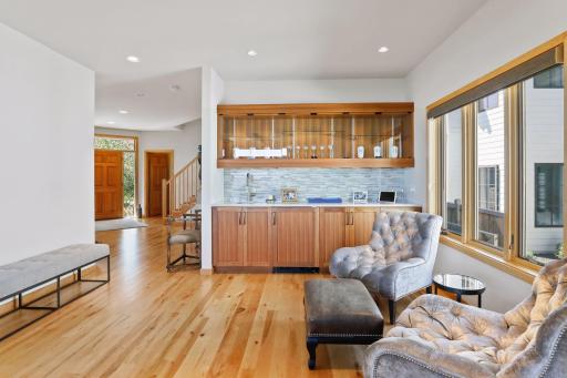 1905 Beach Lane, Wayzata, MN 55391