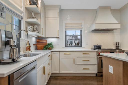 4519 Casco Avenue, Edina, MN 55424