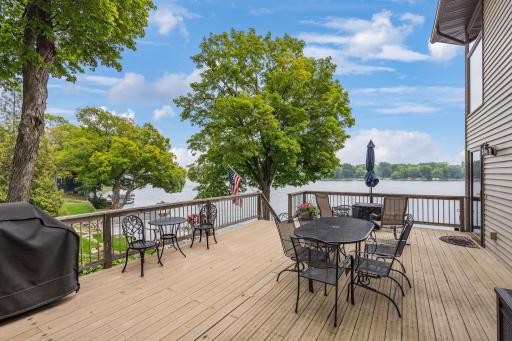27 x 18' main level deck with entrance to the main living and kitchen area.