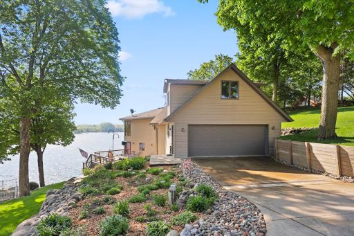 Pristine Lake Sylvia. The finest body of water in the Heart of the Lakes. Beautiful home just steps away from the water's edge.