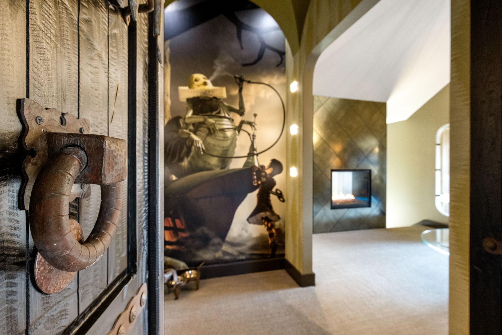 The extraordinary primary wing features a spacious bedroom with stunning views & an adjoining sitting room, an incredible indoor/outdoor hot tub room, an enormous walk-in closet & dressing room, private gym, and luxurious spa-like bathroom.