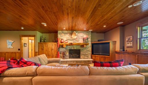 12600 ABC Drive, Crosslake, MN 56442