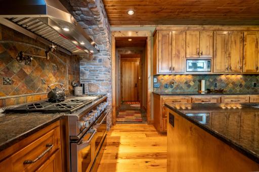 12600 ABC Drive, Crosslake, MN 56442